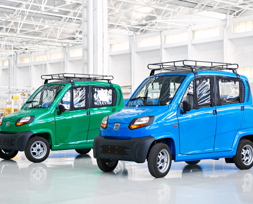 Квадрицикл Bajaj Qute 4