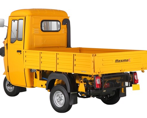Трицикл Bajaj Maxima дизельный
