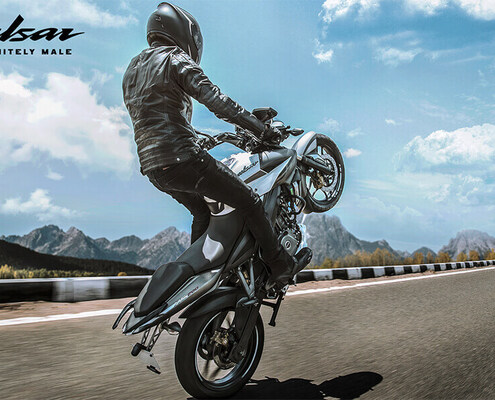 Мотоцикл Bajaj Pulsar NS 200 4