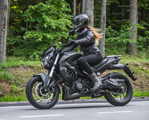мотоцикл bajaj dominar 400 8 мотоцикл bajaj dominar 400 8