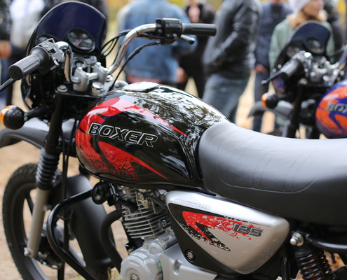 Мотоцикл BAJAJ Boxer 150x disk black